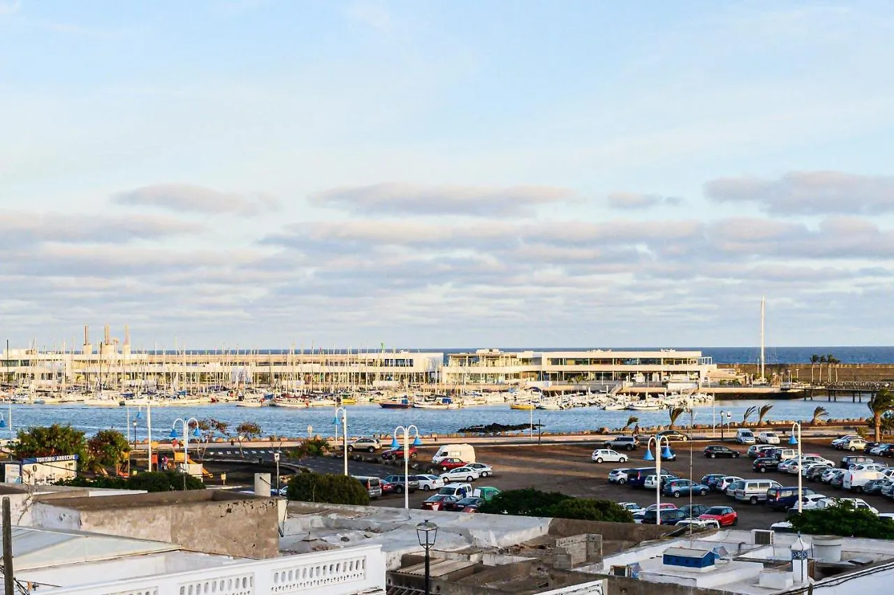 Lantia Rooftop House Hostel Arrecife  0*, Arrecife (Lanzarote) Spain