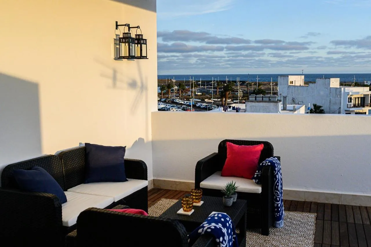 Lantia Rooftop House Hostel Arrecife