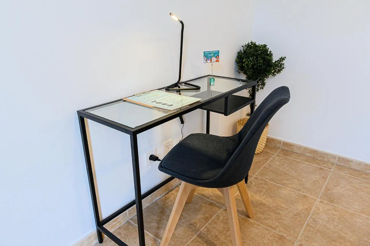 Hostel Lantia Rooftop House Arrecife