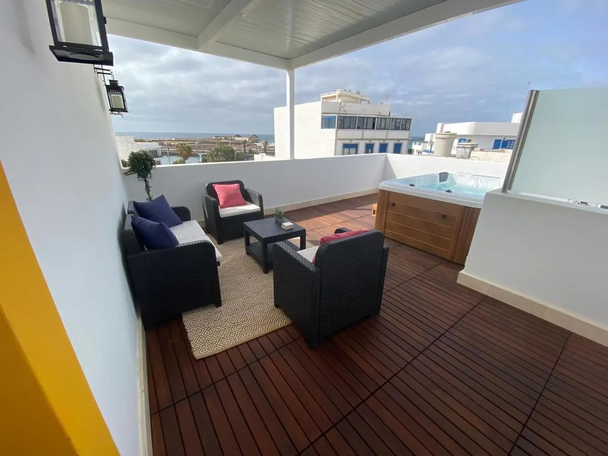 Hostel Lantia Rooftop House Arrecife  Spain